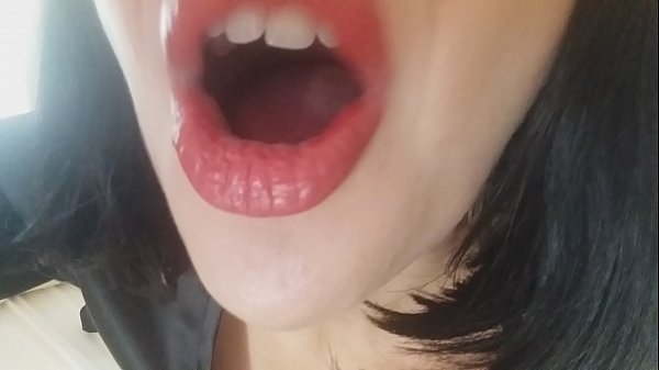 Sthandwa sam akavumi ukuba uye esikolweni namhlanje... I need you too much...