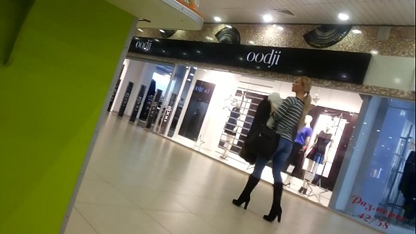 Intshontsho elipholileyo kwivenkile enkulu.